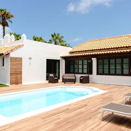 Villa Relax Deluxe Private Pool Corralejo By Holidays Home Exterior photo