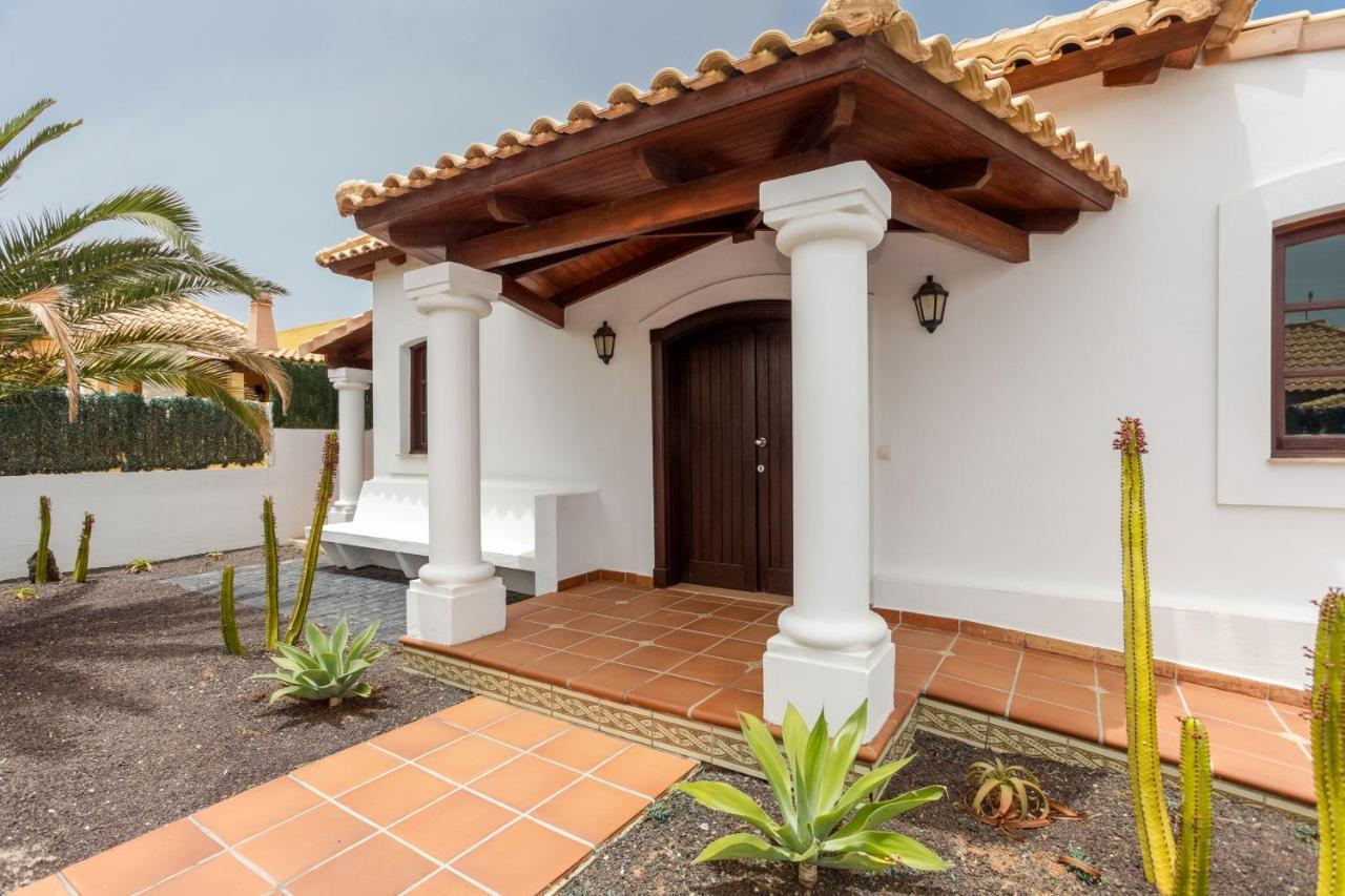 Villa Relax Deluxe Private Pool Corralejo By Holidays Home Exterior photo